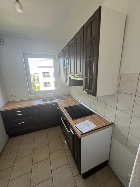 Stilvolle, neuwertige 2,5-Zimmer-Wohnung mit Balkon in Berlin — photo 1